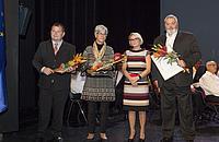 Občina Domžale je na 17. Festivalu za tretje življenjsko obdobje danes prejela posebno priznanje 1